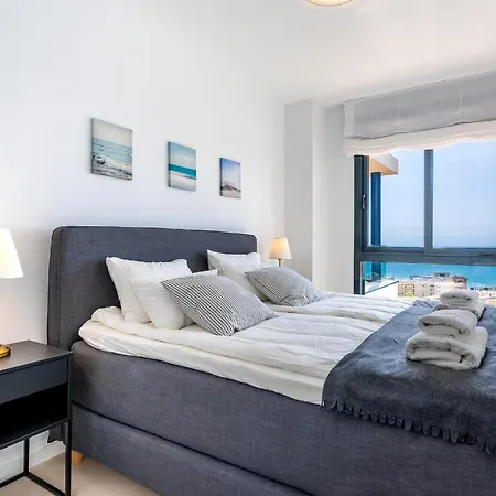 Penthouse Middle Views Апартаменты