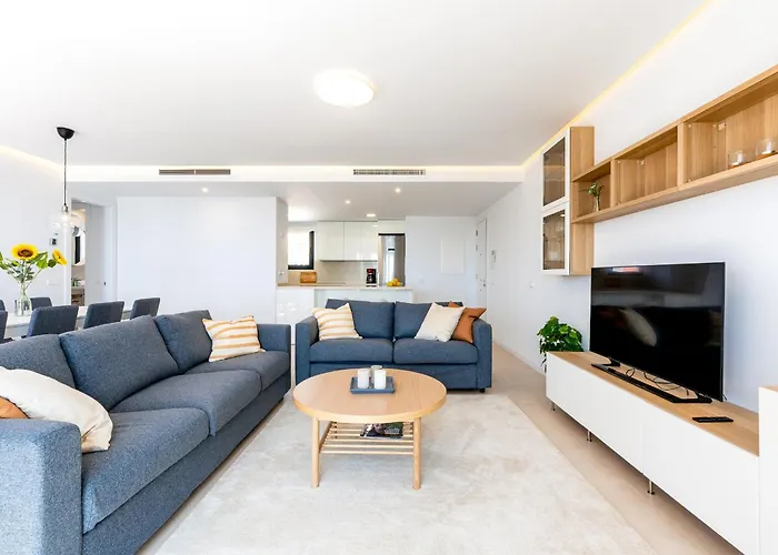 Penthouse Middle Views Apartment *