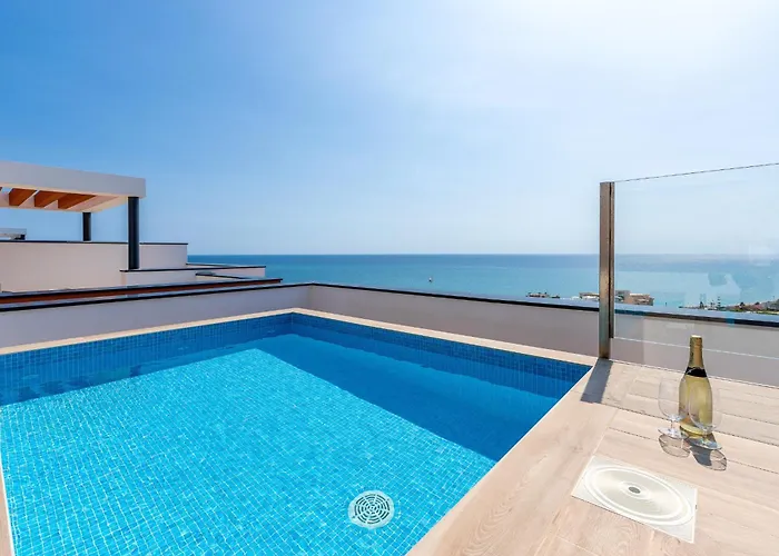 Penthouse Middle Views Apartment Fuengirola