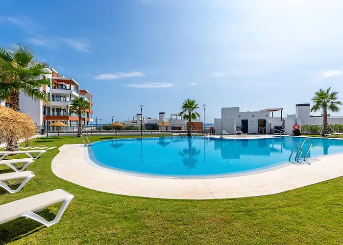 Penthouse Middle Views